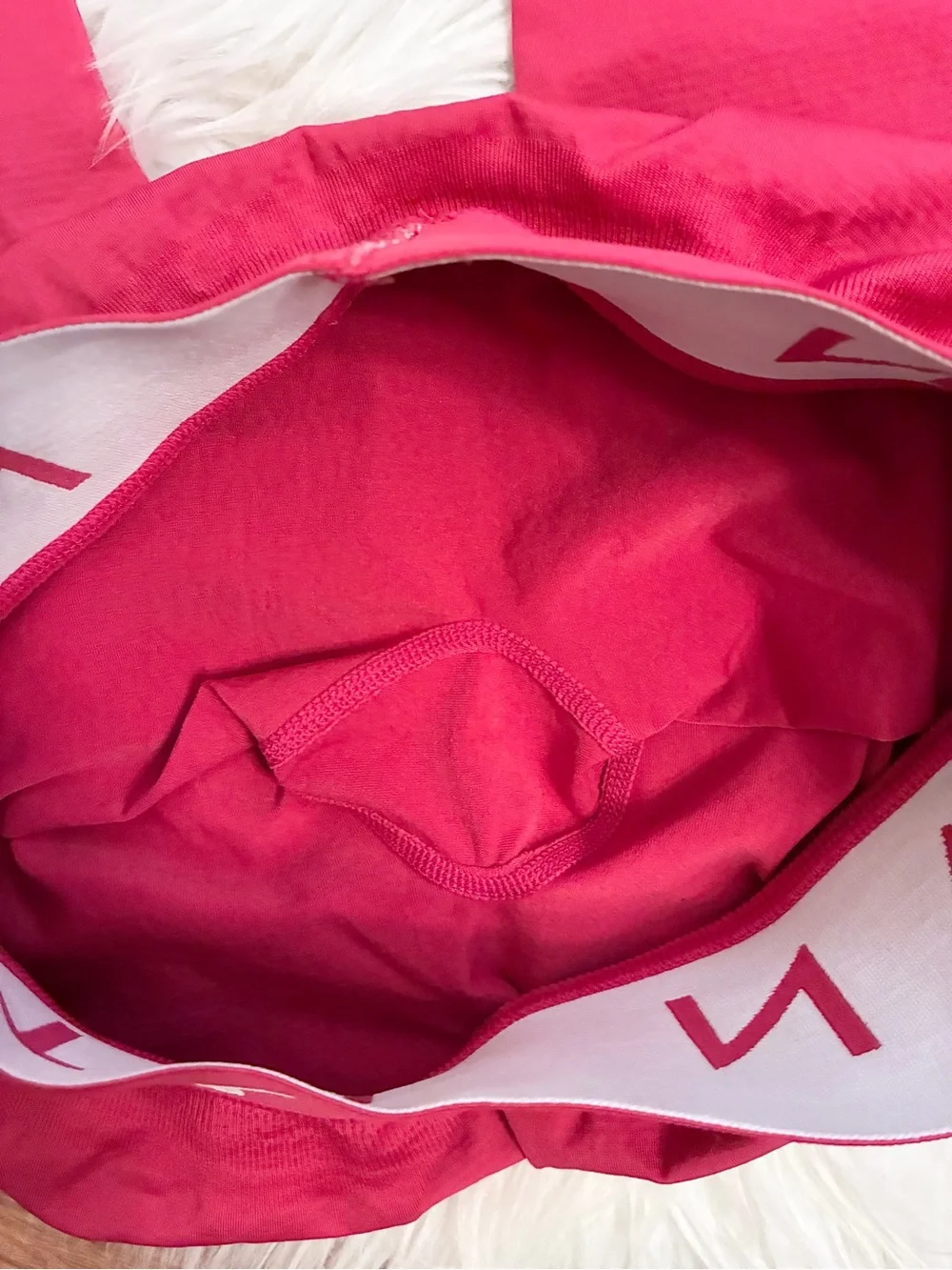 NVGTN Cosmo Hot Pink Seamless Leggings Sz Large Like New Activewear Yoga Gym